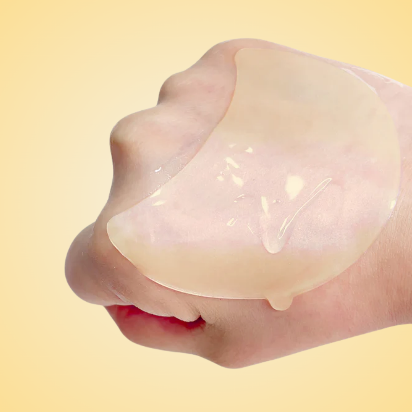 Applying KSECRET vitamin C eye patches – de-puffing hydrogel patches for glow and vitality