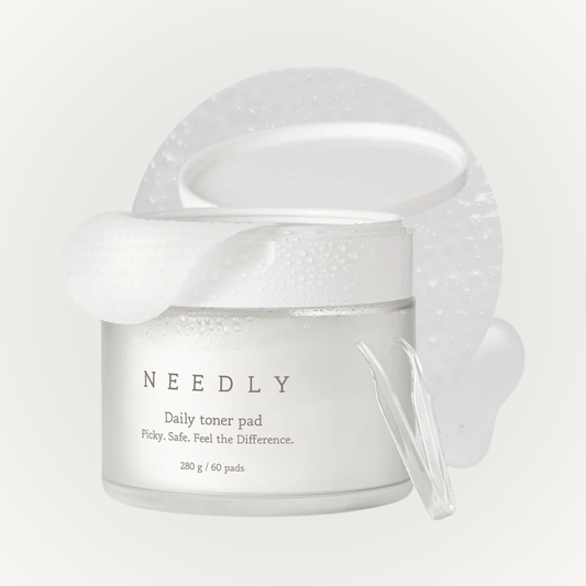 Open jar of Needly Daily Toner Pad with textured cotton pads – vegan and skin-soothing formula