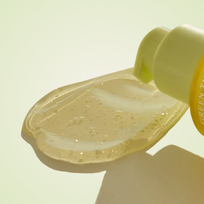 Texture of Goodal Green Tangerine Vita C Serum – lightweight gel serum that absorbs quickly and refines skin