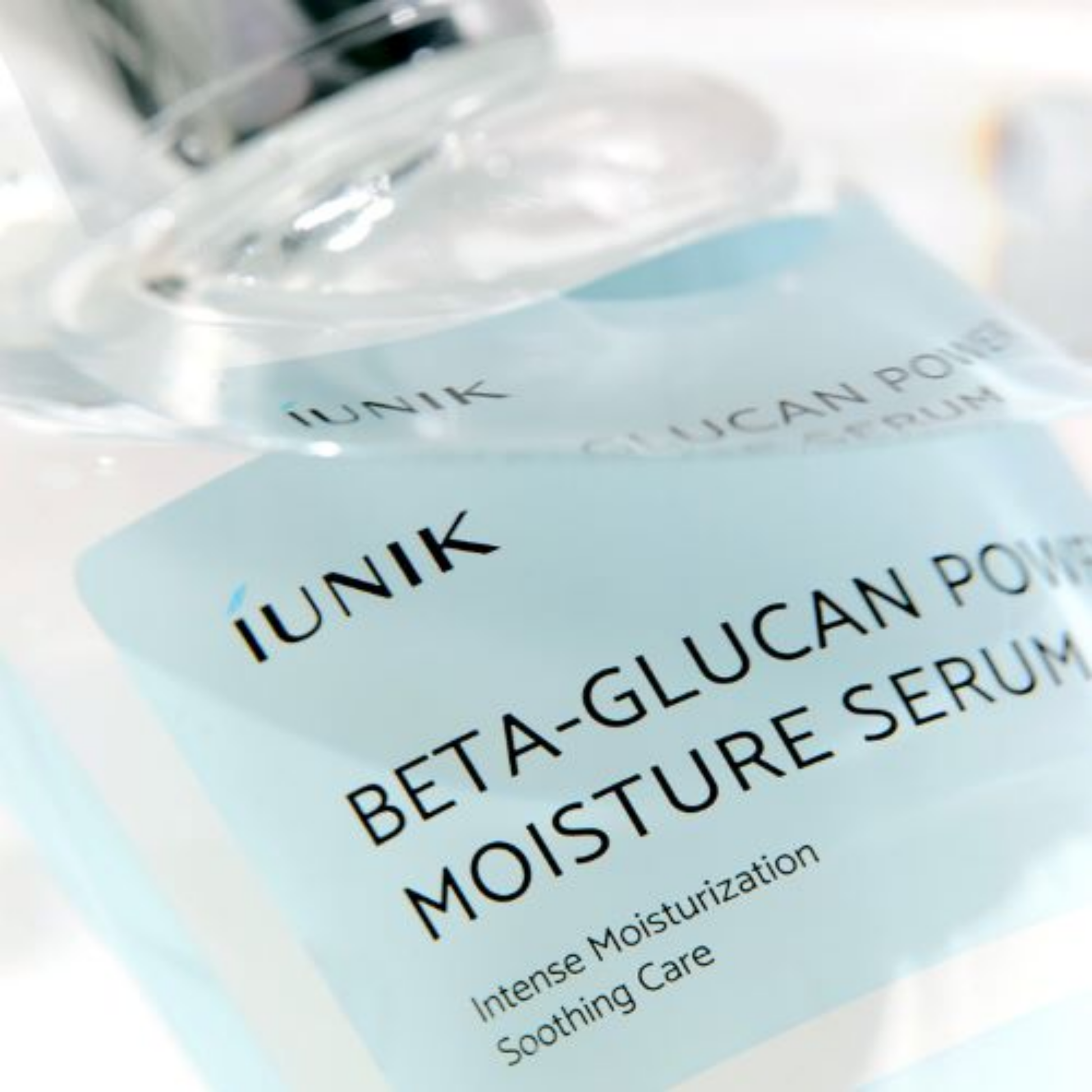 Close-up of iUNIK Beta-Glucan Power Moisture Serum label