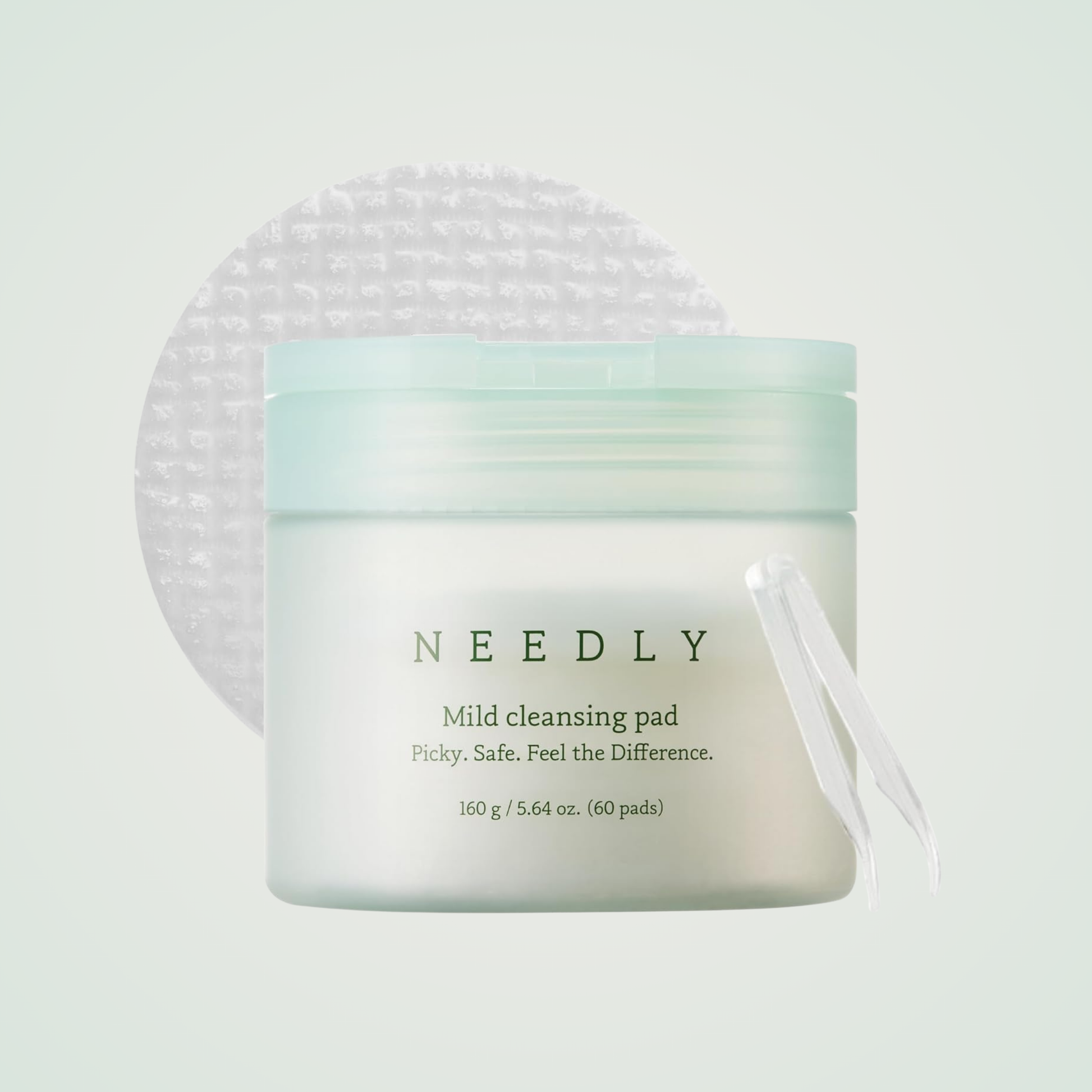 NEEDLY Mild Cleansing Pad with tweezers – soaked cotton pads for clear and refreshed skin