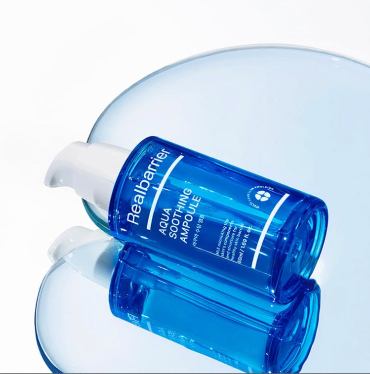 hydrating ampoule with hyaluronic acid texture