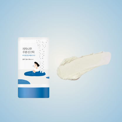 ROUND LAB Birch Juice Moisturizing Sun Stick SPF50+ PA++++ – smooth application with birch sap extract.