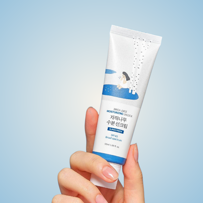 ROUND LAB Birch Juice Moisturizing Sunscreen SPF50+ – portable sun cream with moisturizing birch sap.
