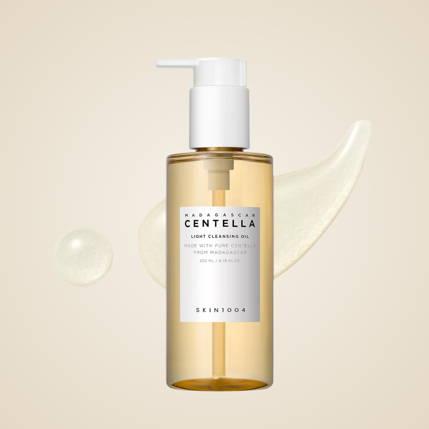 SKIN1004 Madagascar Centella Light Cleansing Oil – lightweight texture removes impurities and sunscreen without irritation.