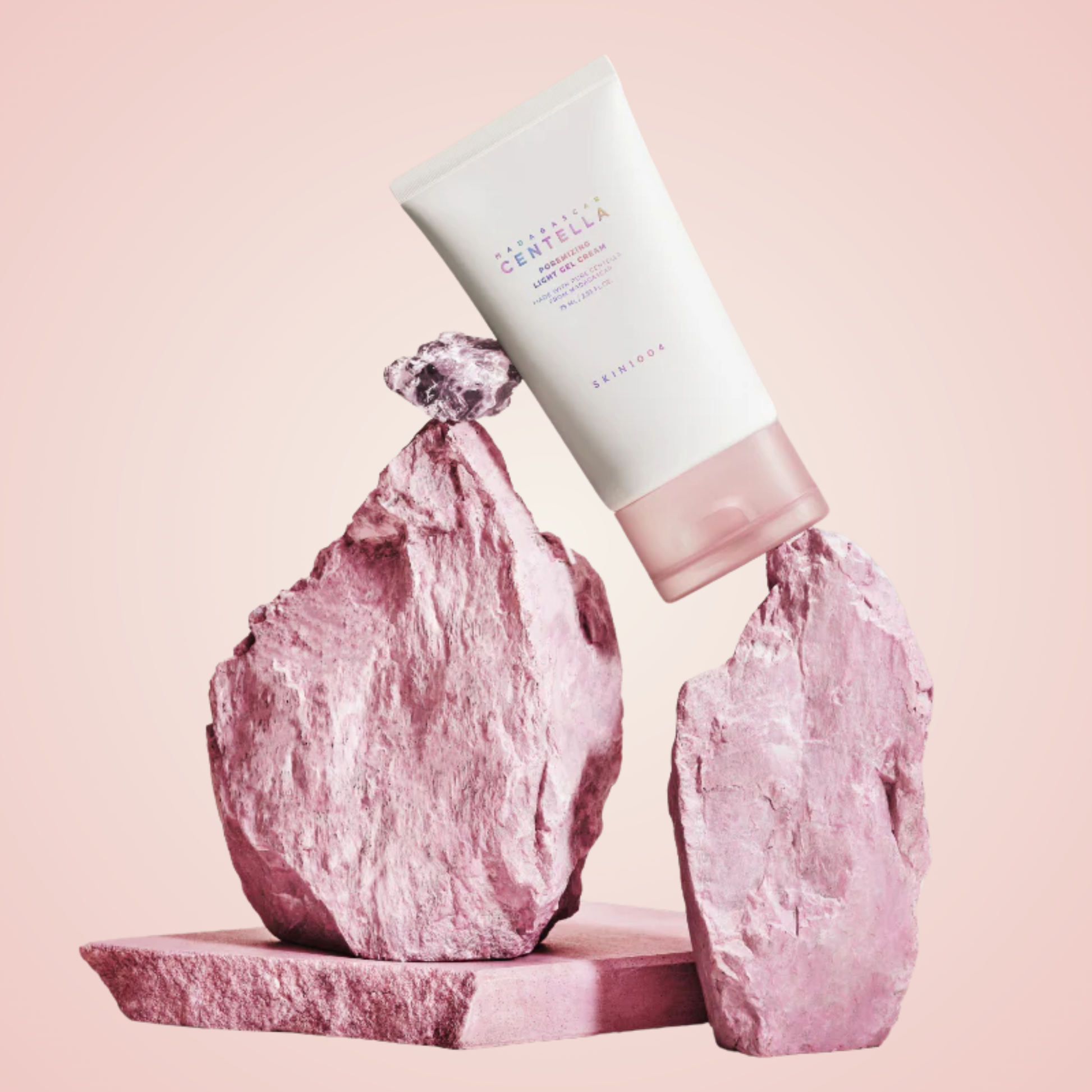 Styled flatlay of SKIN1004 Centella Poremizing Gel Cream – vegan formula that minimizes pores and calms skin